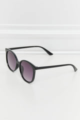 Polycarbonate Frame Full Rim Sunglasses - 808Lush