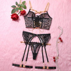 Lingerie sexy quatre pièces léopard brodée