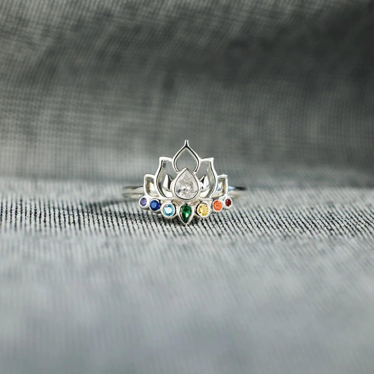 925 Sterling Silver Inlaid Zircon Lotus Shape Ring - 808Lush