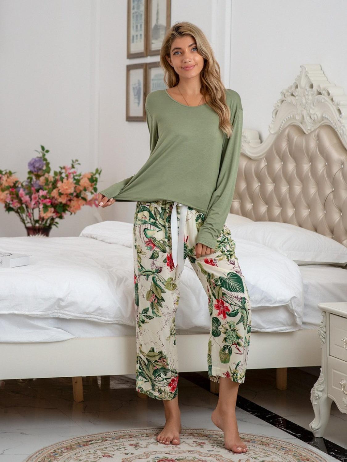 Round Neck Top and Printed Pants Lounge Set - 808Lush