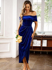 Women's elegant velvet one-shoulder party dress