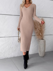 Elegant v neck long-sleeved sweater dress