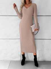 Elegant v neck long-sleeved sweater dress