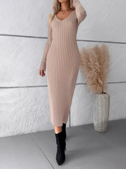 Elegant v neck long-sleeved sweater dress