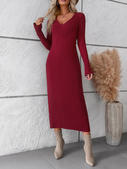 Elegant v neck long-sleeved sweater dress