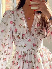 Sweet Printed V-Neck Lace Short Dress