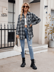 Women's casual loose plaid shirt