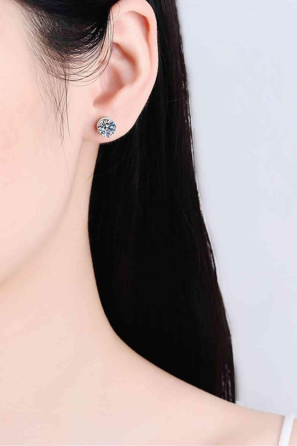 2 Carat Moissanite Rhodium-Plated Stud Earrings - 808Lush